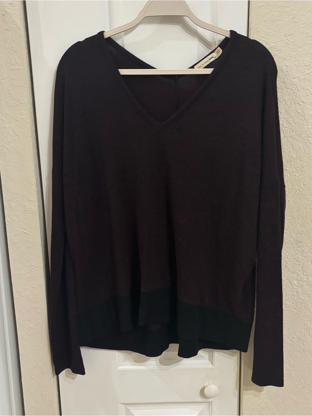 Rag and Bone Jeans V-Neck Red and Black Women's Sweater